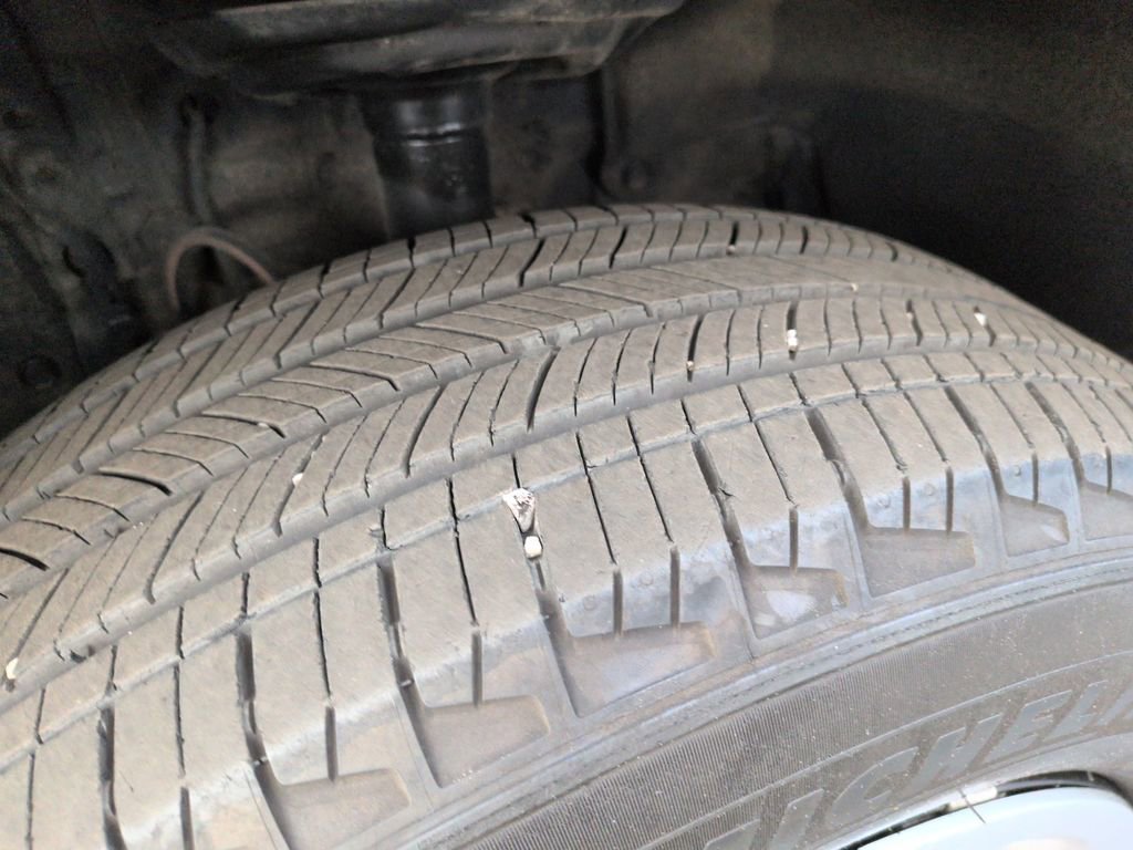 Certified 2021 Toyota RAV4 LE FWD image 28