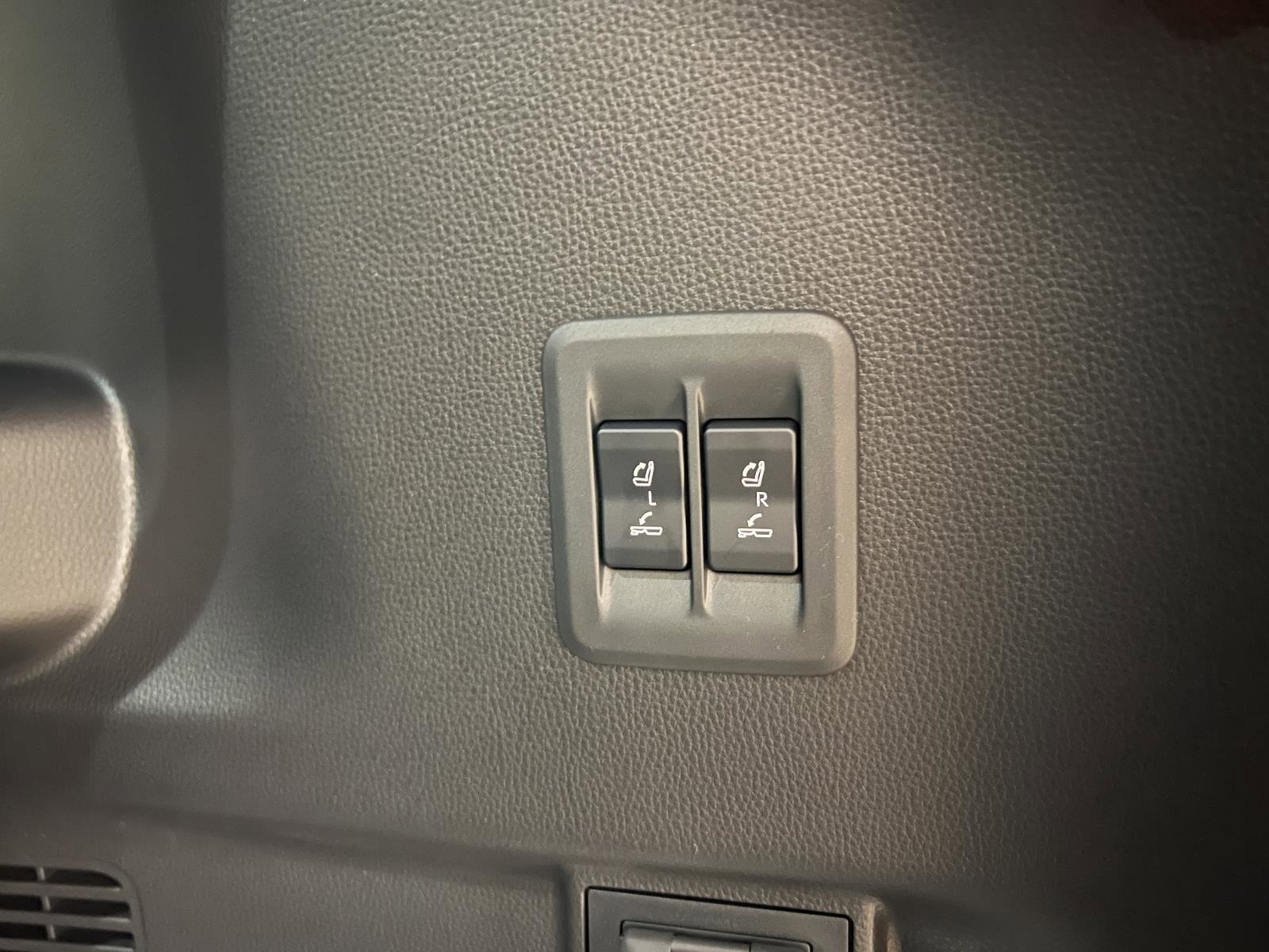 Used 2026 Lexus GX 550 GX 550 Luxury+ image 39