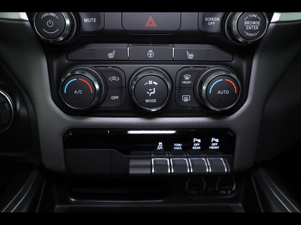 Used 2022 RAM 1500 Big Horn AWD/4WD image 27