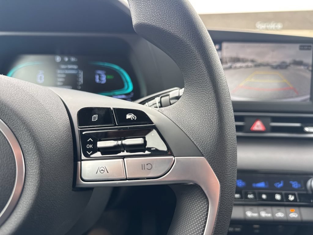 New 2026 Hyundai Elantra Hybrid FWD image 16