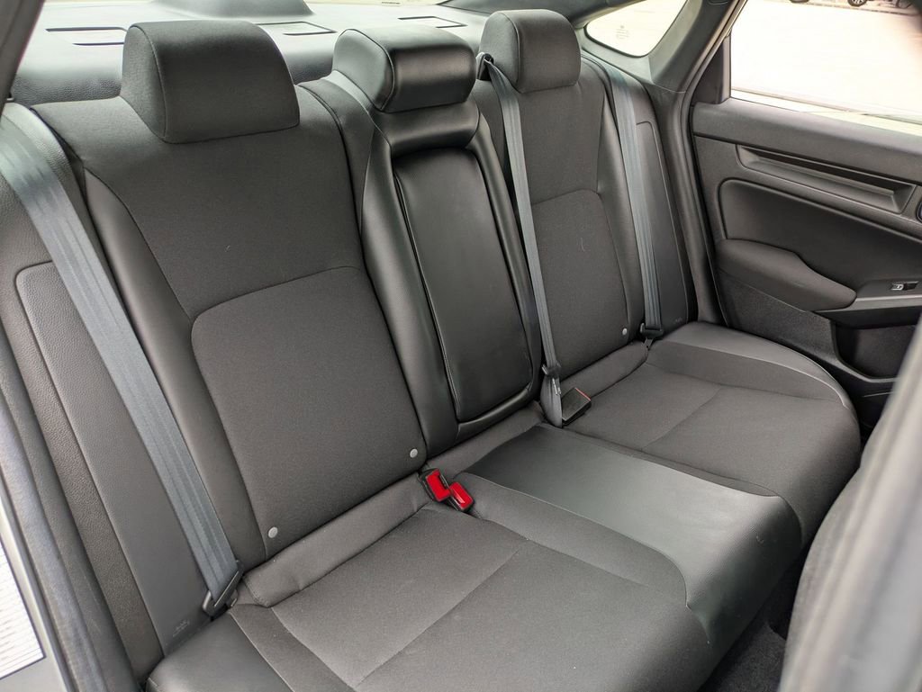 Used 2025 Honda Civic Sport image 27