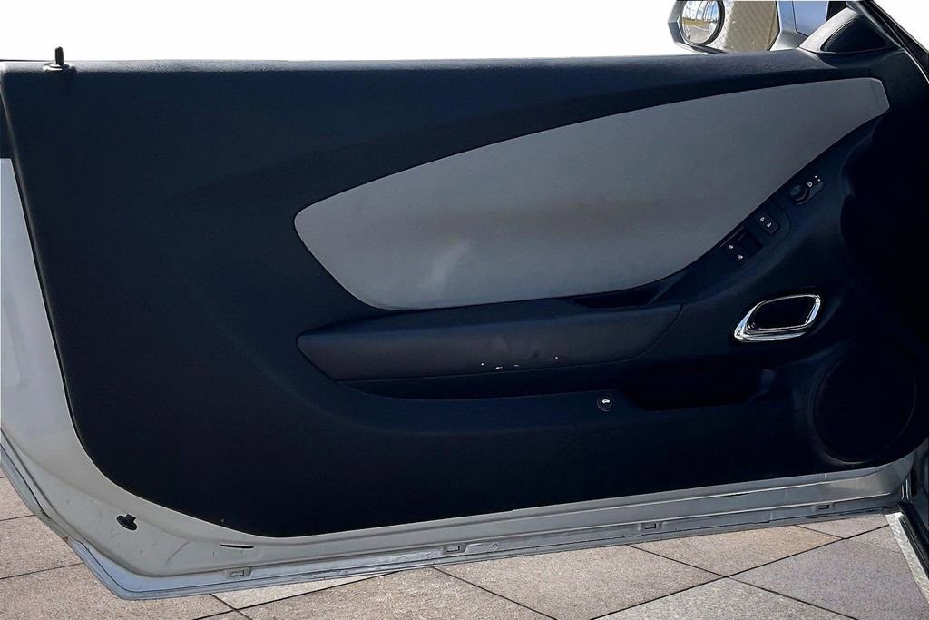 Used 2014 Chevrolet Camaro LS RWD image 21