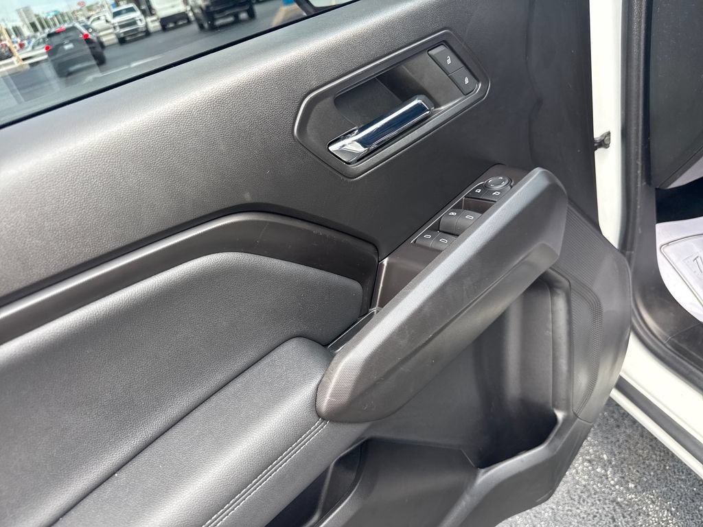 Used 2024 GMC Canyon Elevation w/ Elevation Premium Package AWD/4WD image 14