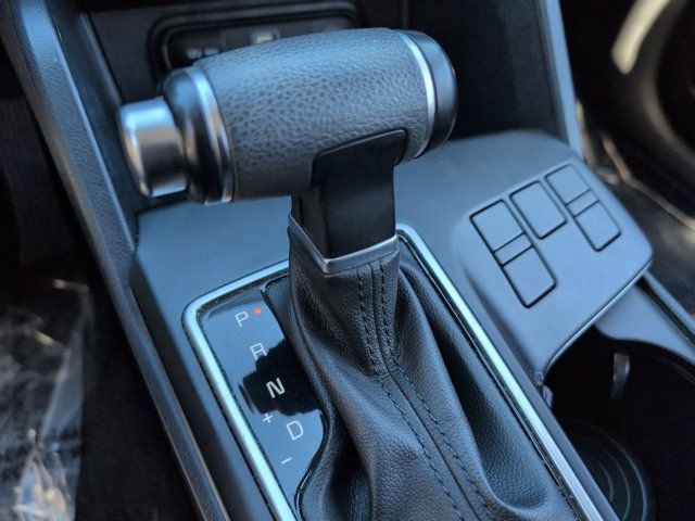 Used 2024 Kia Sportage LX image 19