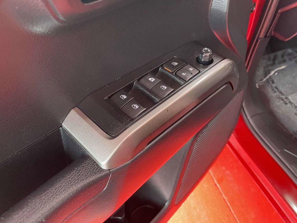 Used 2022 Toyota Tacoma SR5 image 28