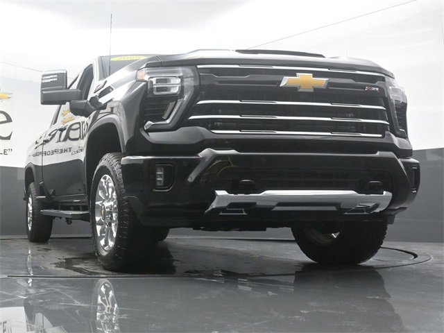 Certified 2025 Chevrolet Silverado 2500 LTZ w/ Z71 Chrome Sport Edition image 3
