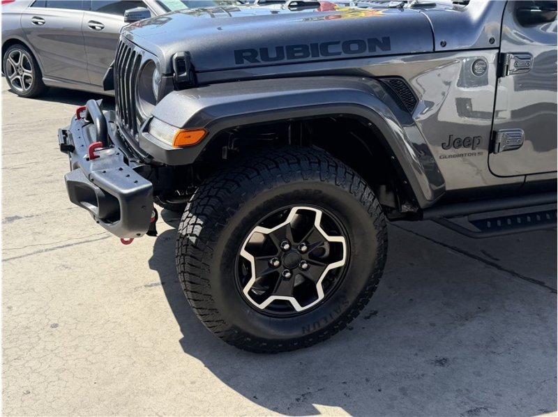 Used 2023 Jeep Gladiator Sport AWD/4WD image 11