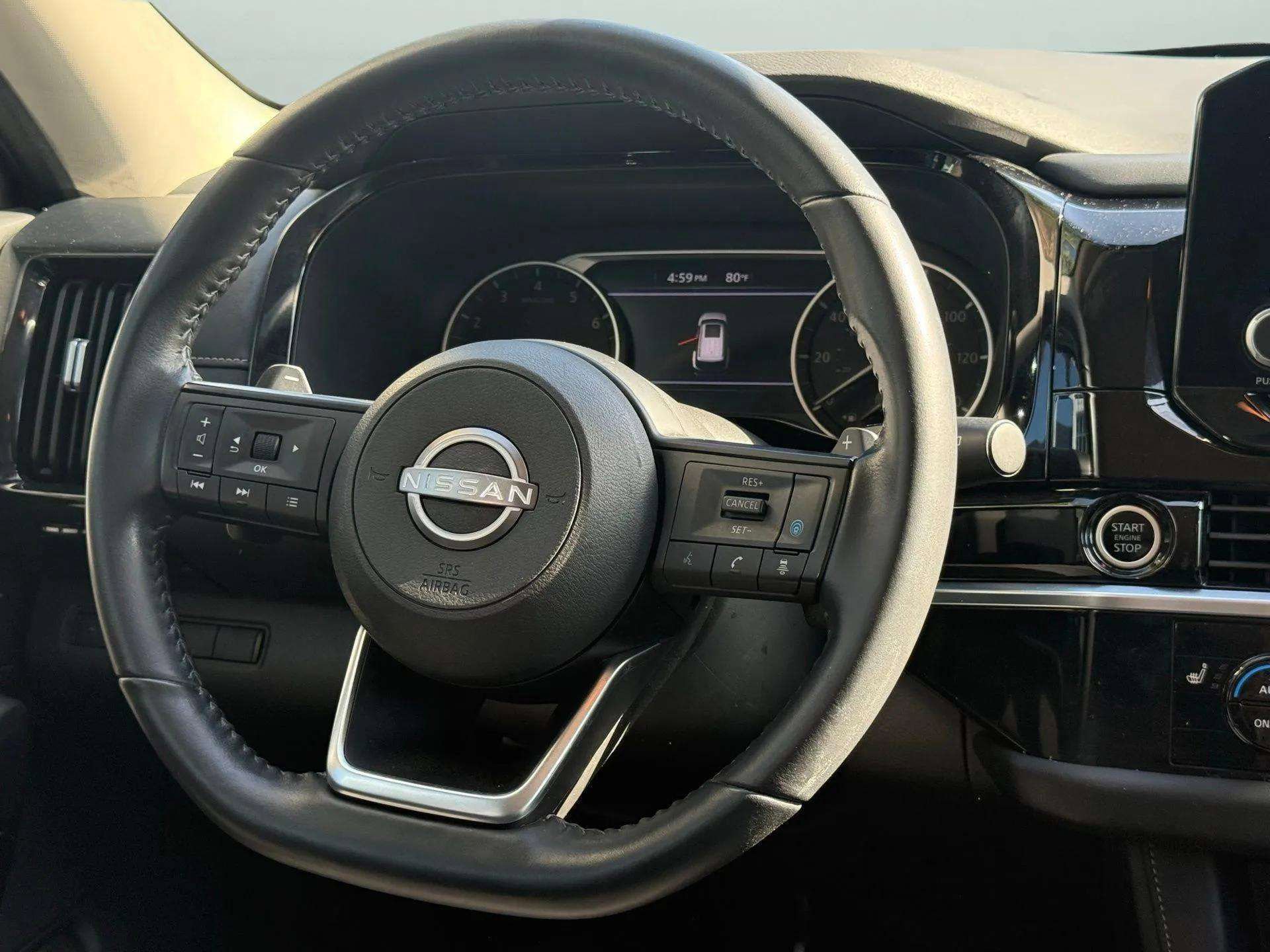 Used 2024 Nissan Pathfinder SV image 37
