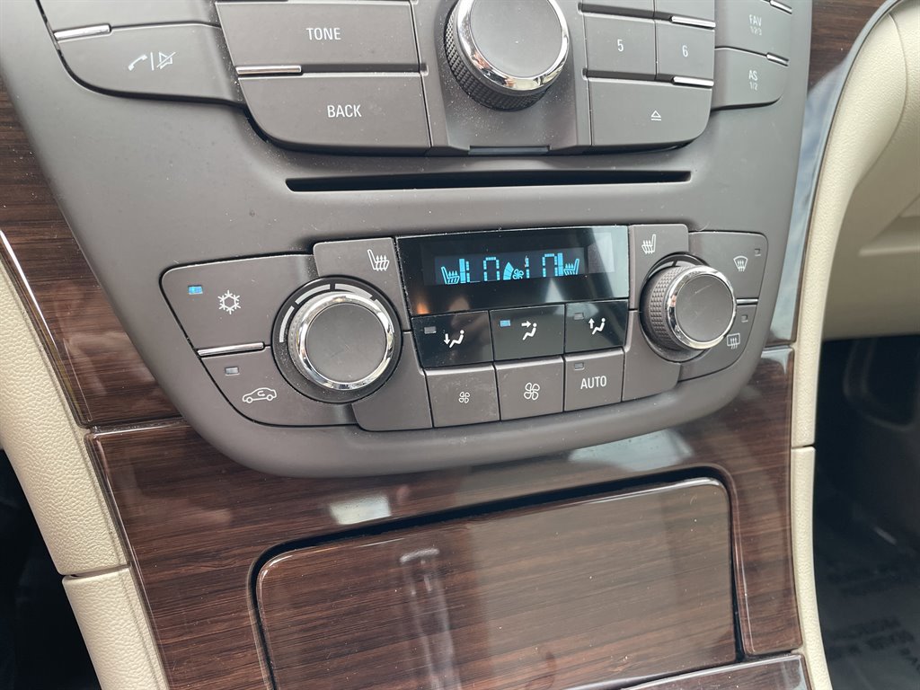 Used 2011 Buick Regal CXL w/ RL3 Preferred Equipment Group FWD image 30