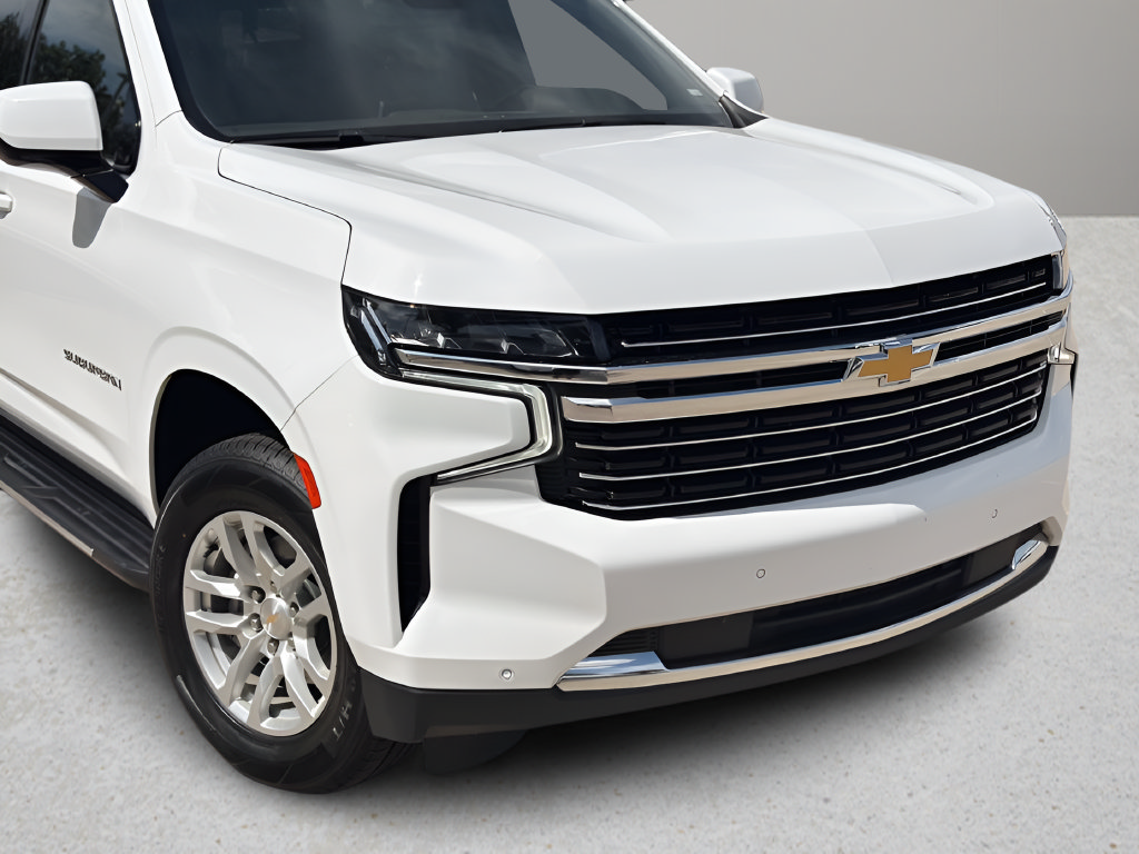 Used 2024 Chevrolet Suburban LT RWD image 26