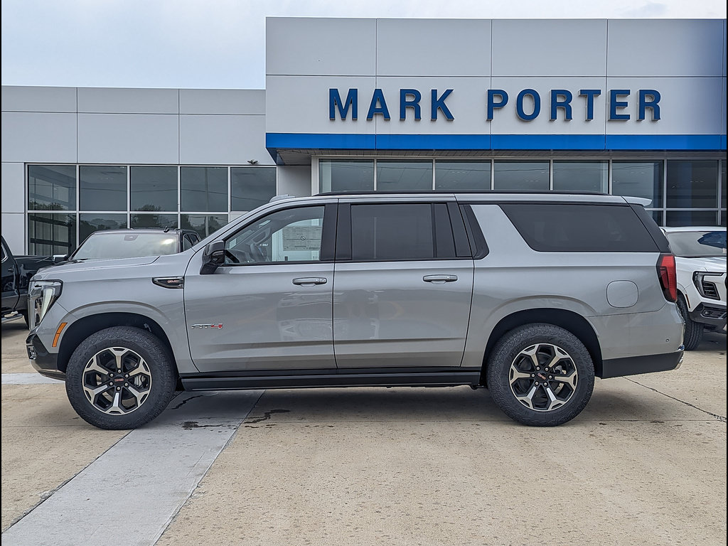 New 2026 GMC Yukon XL AT4 w/ AT4 Premium Plus Package AWD/4WD image 9