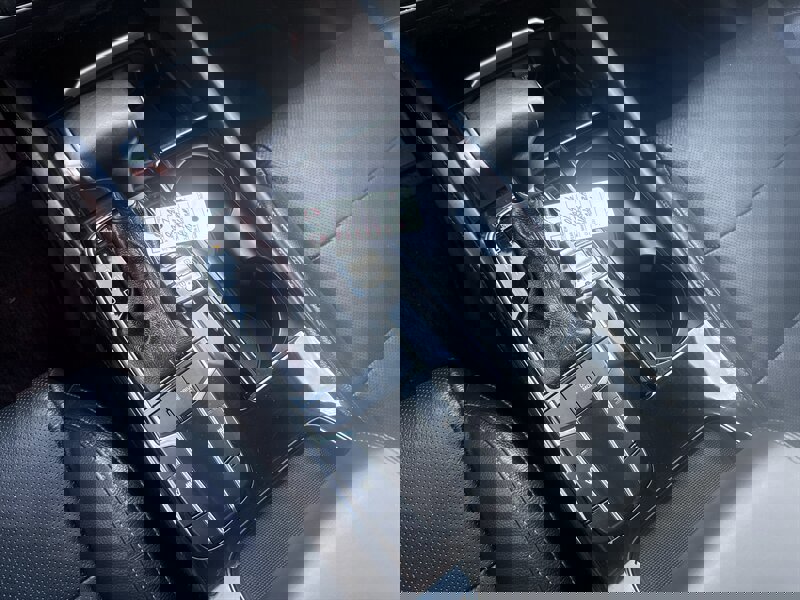 Used 2017 Kia Cadenza Premium w/ Luxury Package image 32