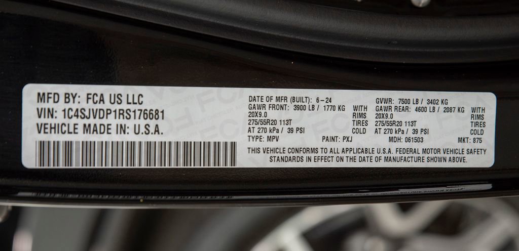 Used 2024 Jeep Wagoneer Series III AWD/4WD image 41