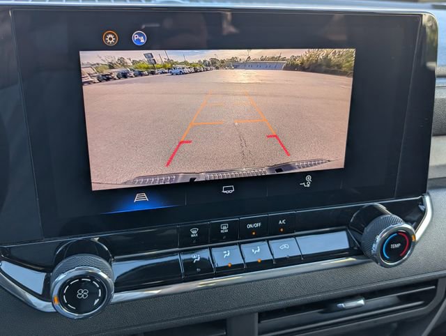 Used 2025 Chevrolet Colorado W/T image 17