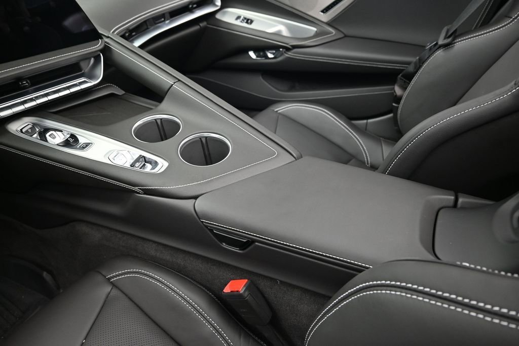 Used 2026 Chevrolet Corvette Stingray Preferred Conv w/ Z51 Performance Package RWD image 18