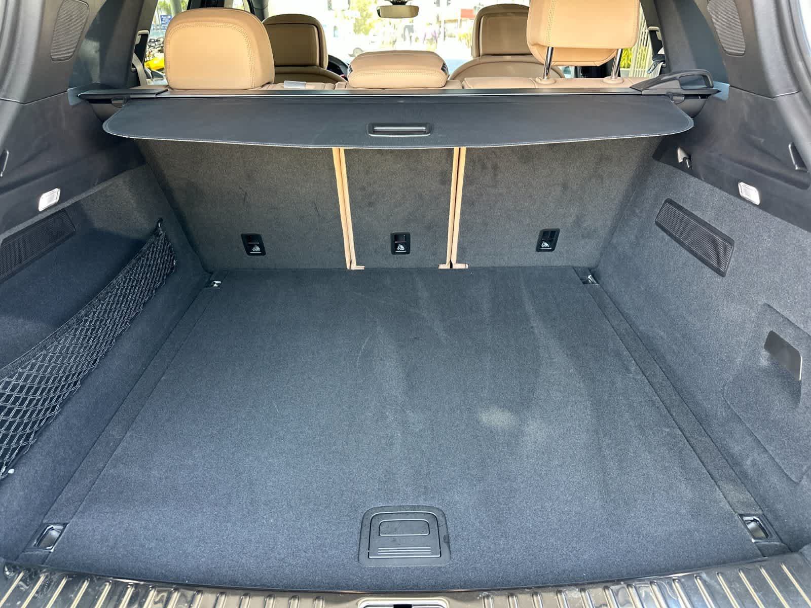 Certified 2023 Porsche Cayenne Platinum Edition AWD/4WD image 16