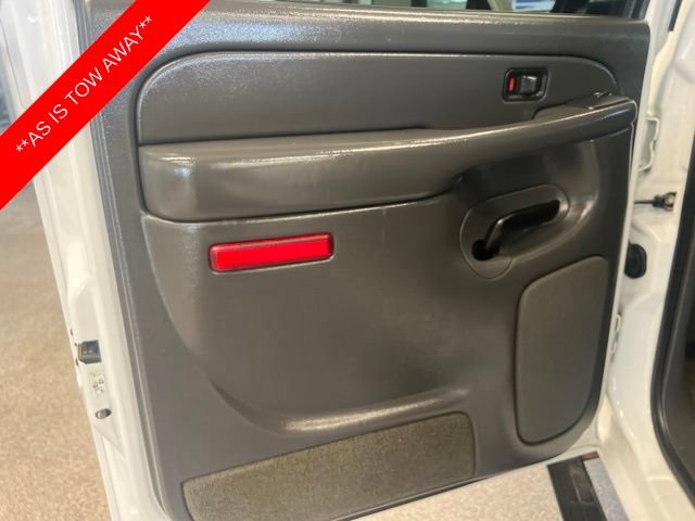 Used 2005 Chevrolet Silverado 1500 LS w/ Skid Plate Package AWD/4WD image 21
