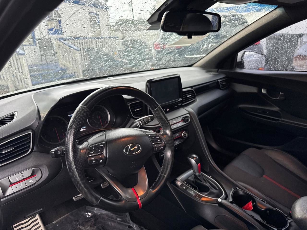 Used 2019 Hyundai Veloster Turbo FWD image 5