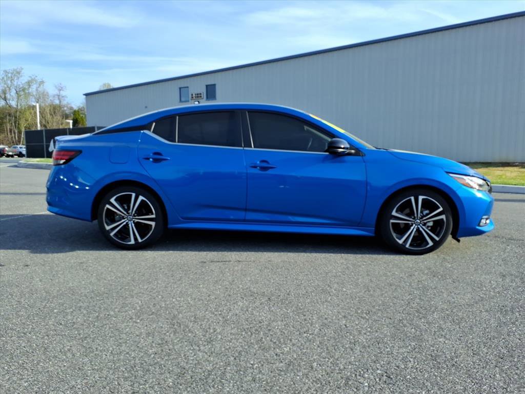 Used 2023 Nissan Sentra SR w/ SR Premium Package FWD image 3