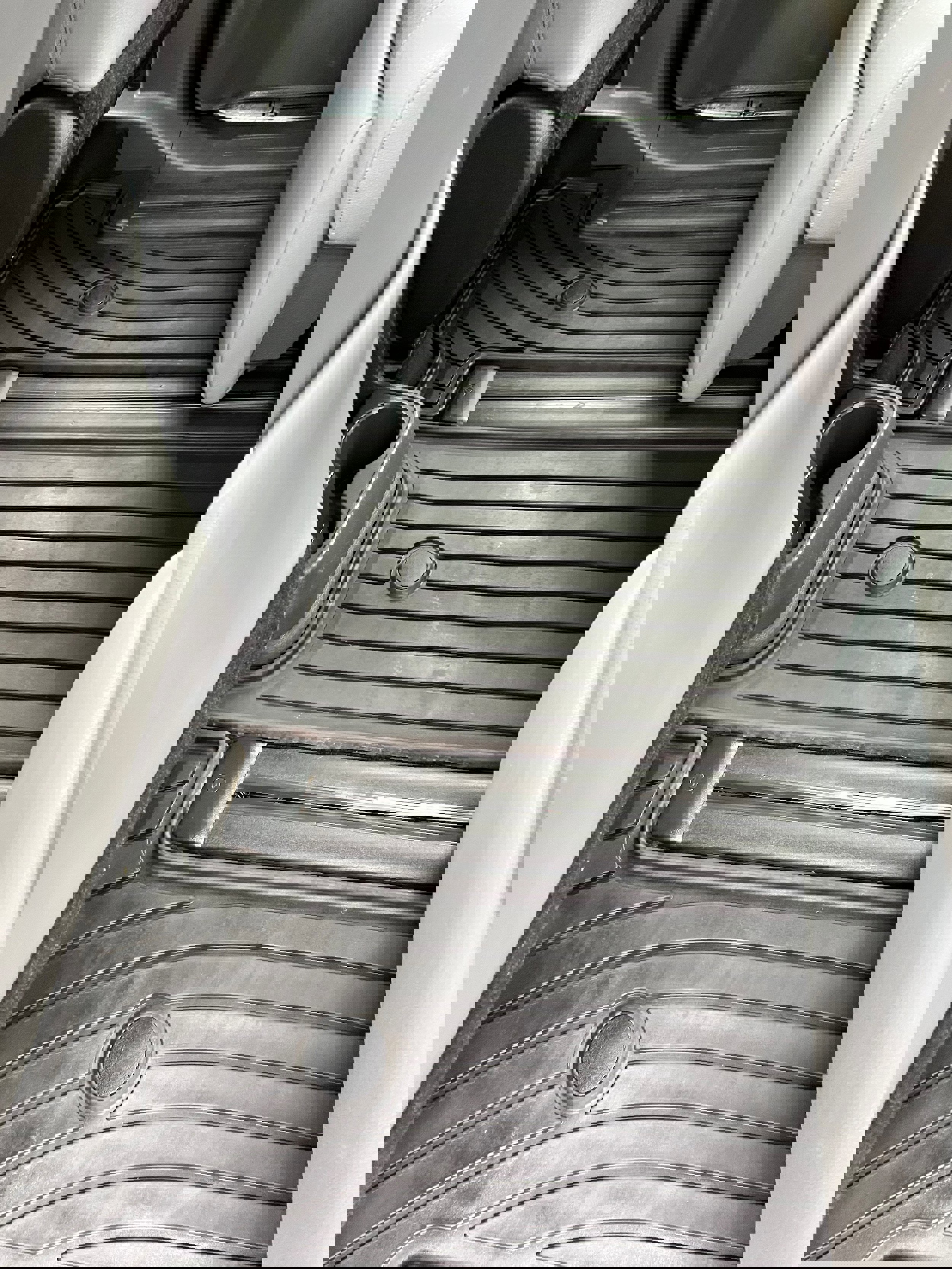 Certified 2022 Toyota Sienna Limited image 9