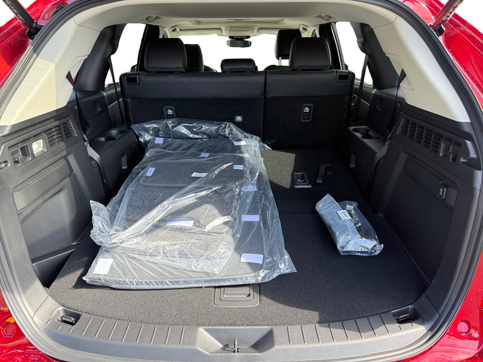 New 2026 MAZDA CX-90 3.3 Turbo w/ Preferred Package AWD/4WD image 17