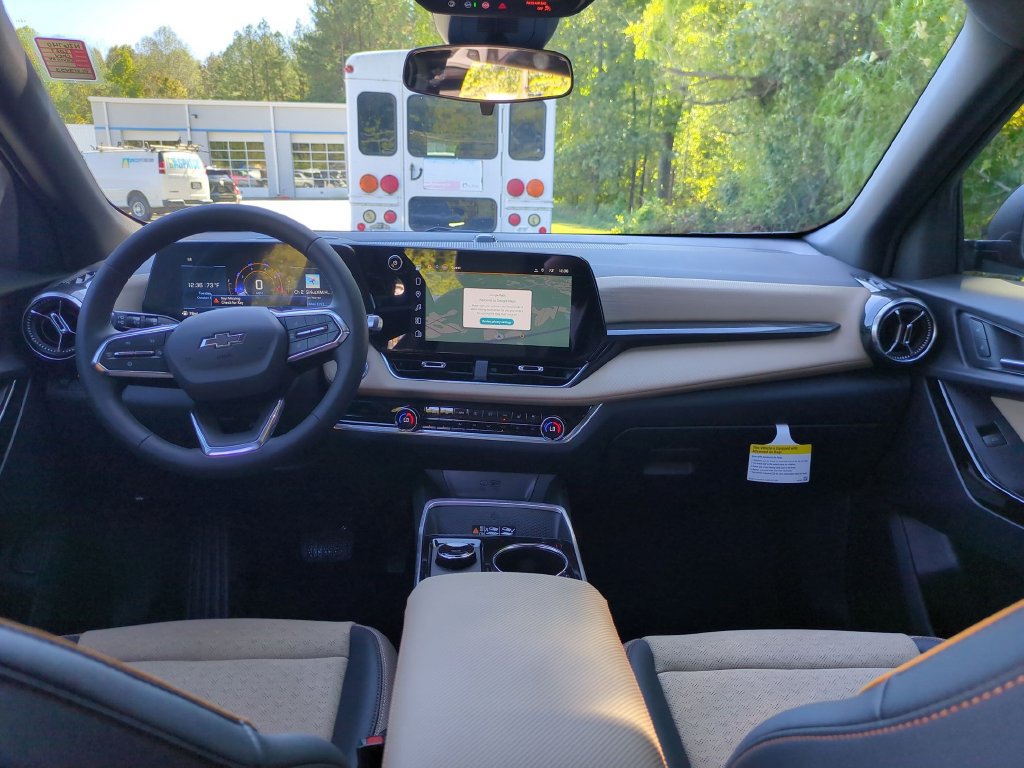 New 2027 Chevrolet Equinox ACTIV w/ Convenience Package III FWD image 30