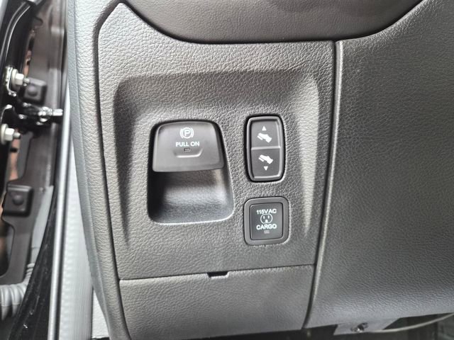 Used 2024 RAM 1500 Limited AWD/4WD image 23