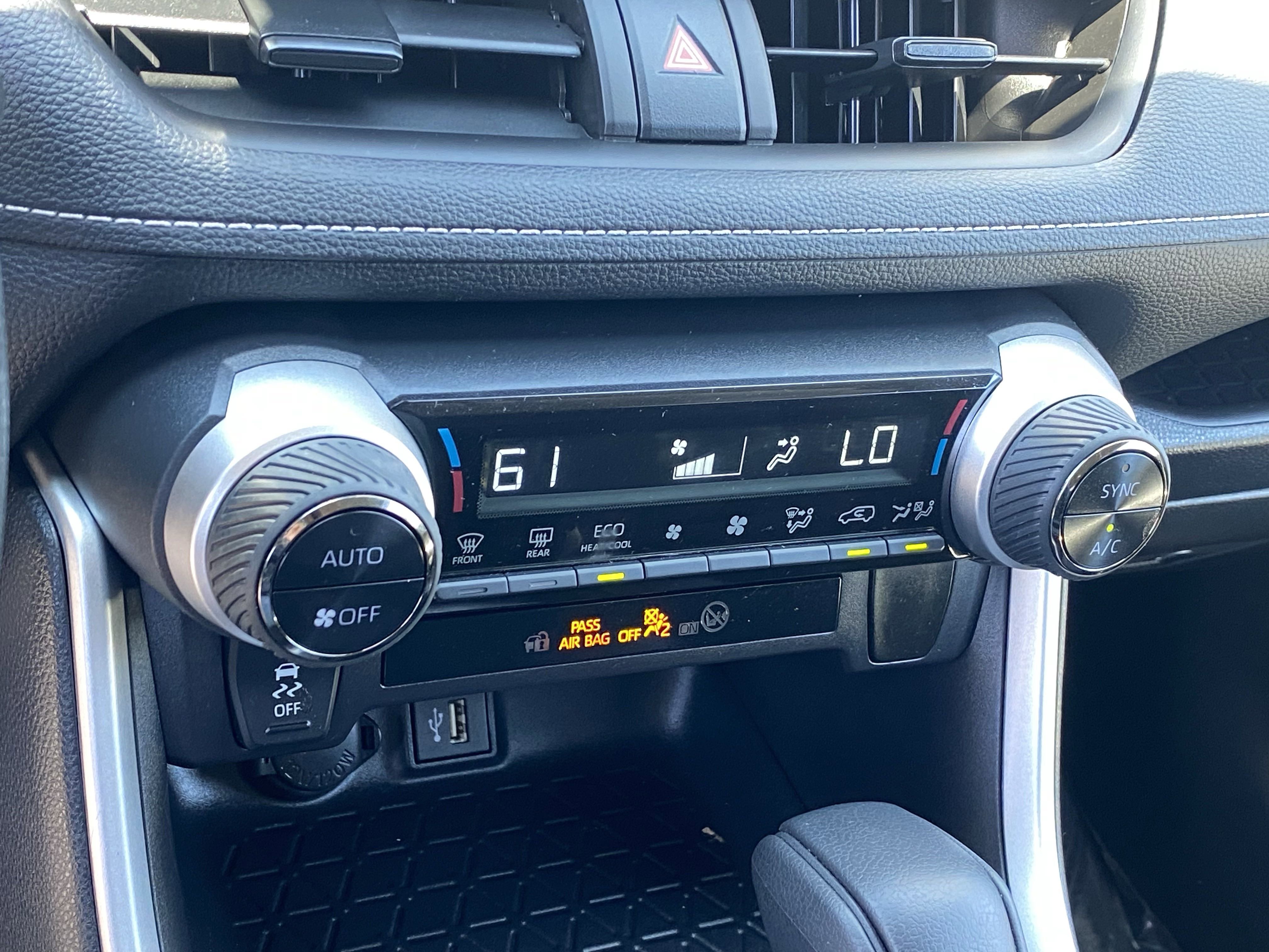 Used 2025 Toyota RAV4 LE image 20
