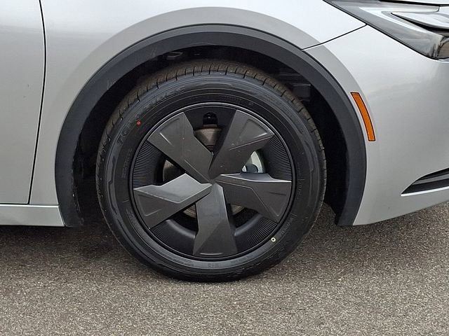 Used 2024 Toyota Prius LE image 10