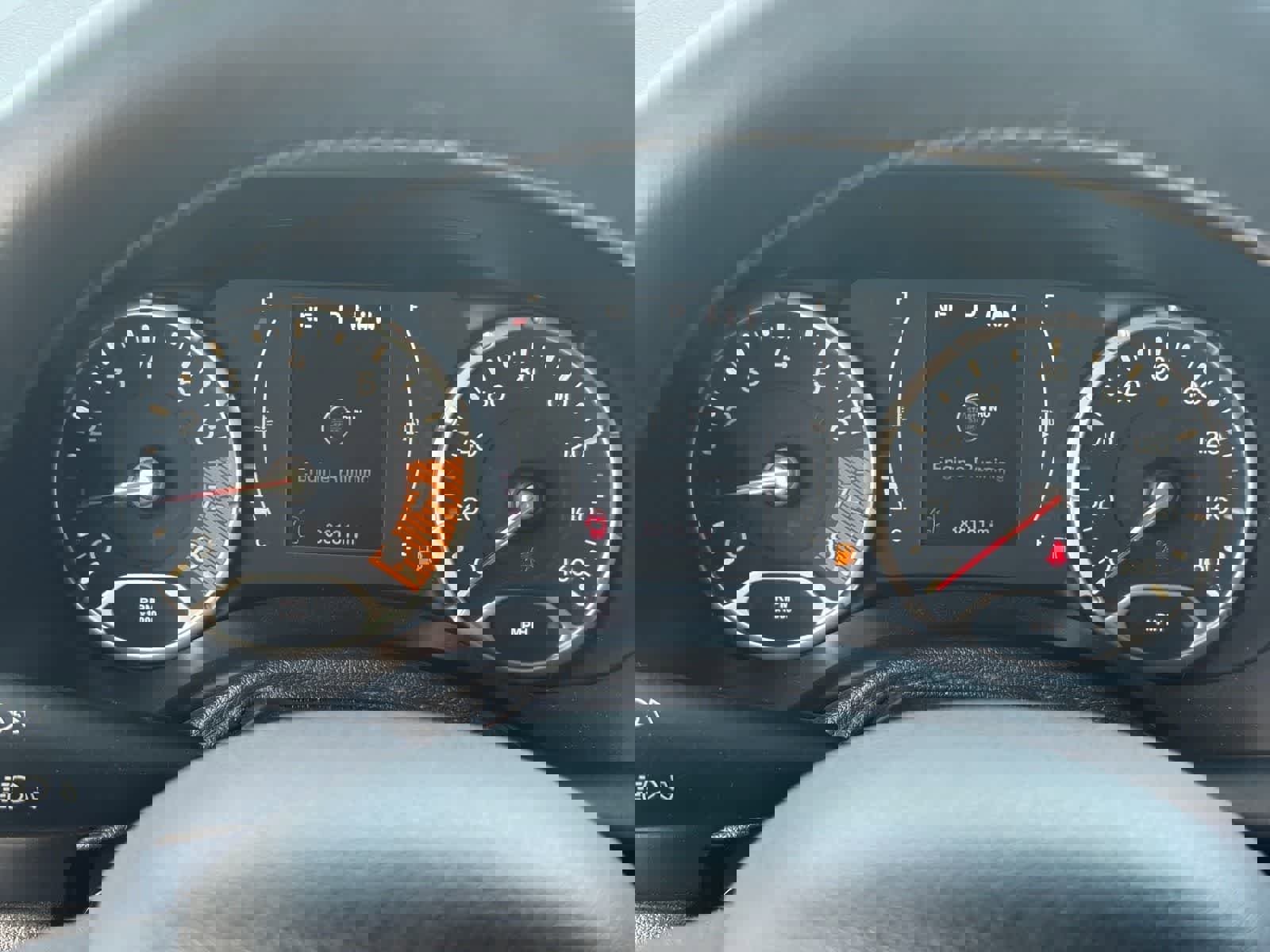 Used 2019 Jeep Renegade Latitude w/ Popular Equipment Group image 19