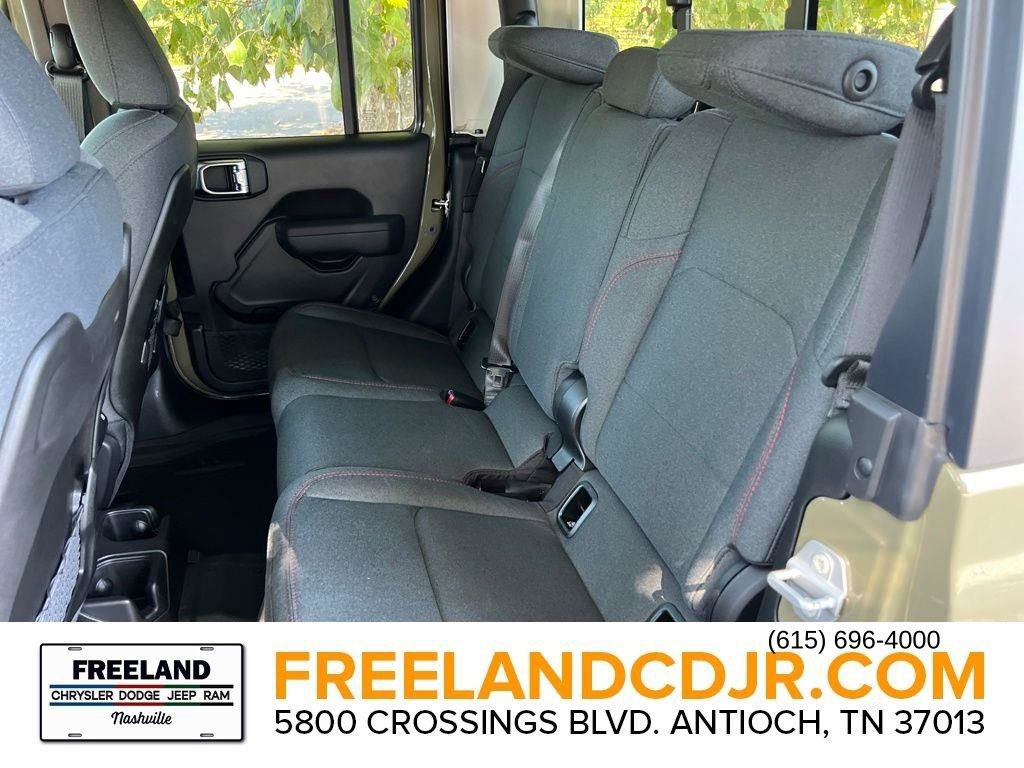 New 2025 Jeep Gladiator Rubicon w/ Convenience Group image 23