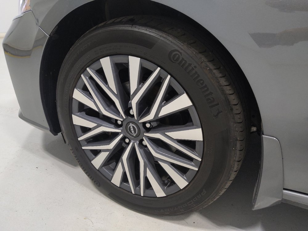 Used 2023 Nissan Altima 2.5 SV FWD image 31