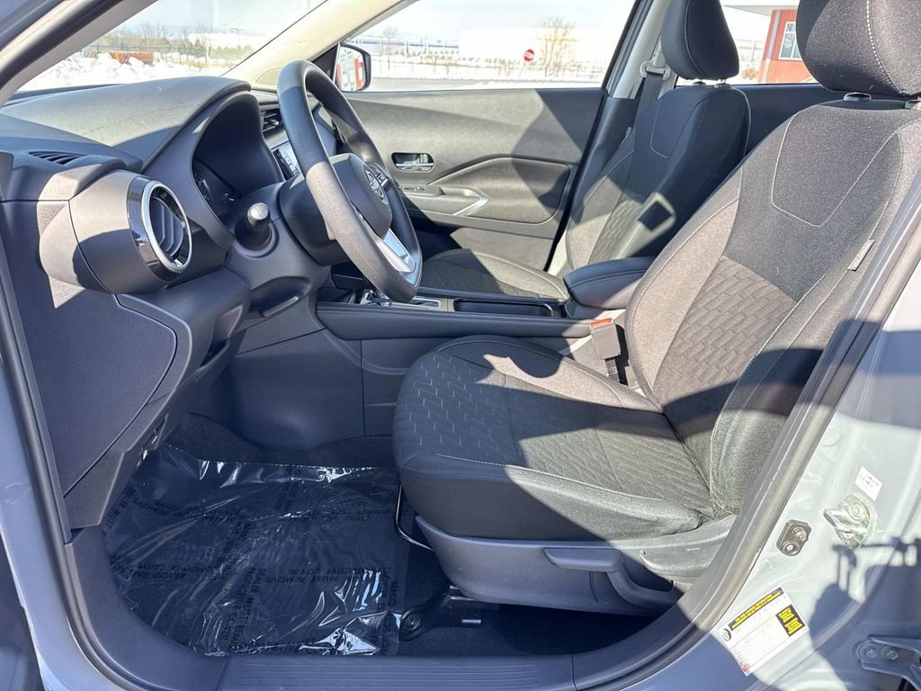 Used 2024 Nissan Kicks SV image 23