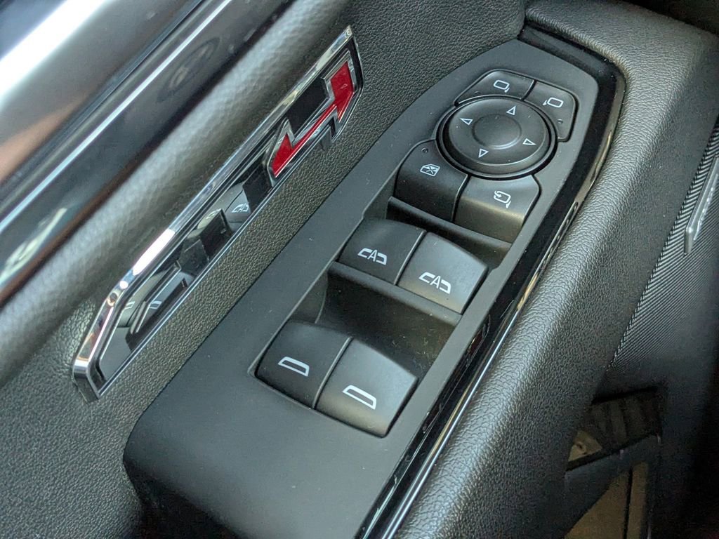 Used 2024 GMC Sierra 1500 AT4 w/ Technology Package image 31