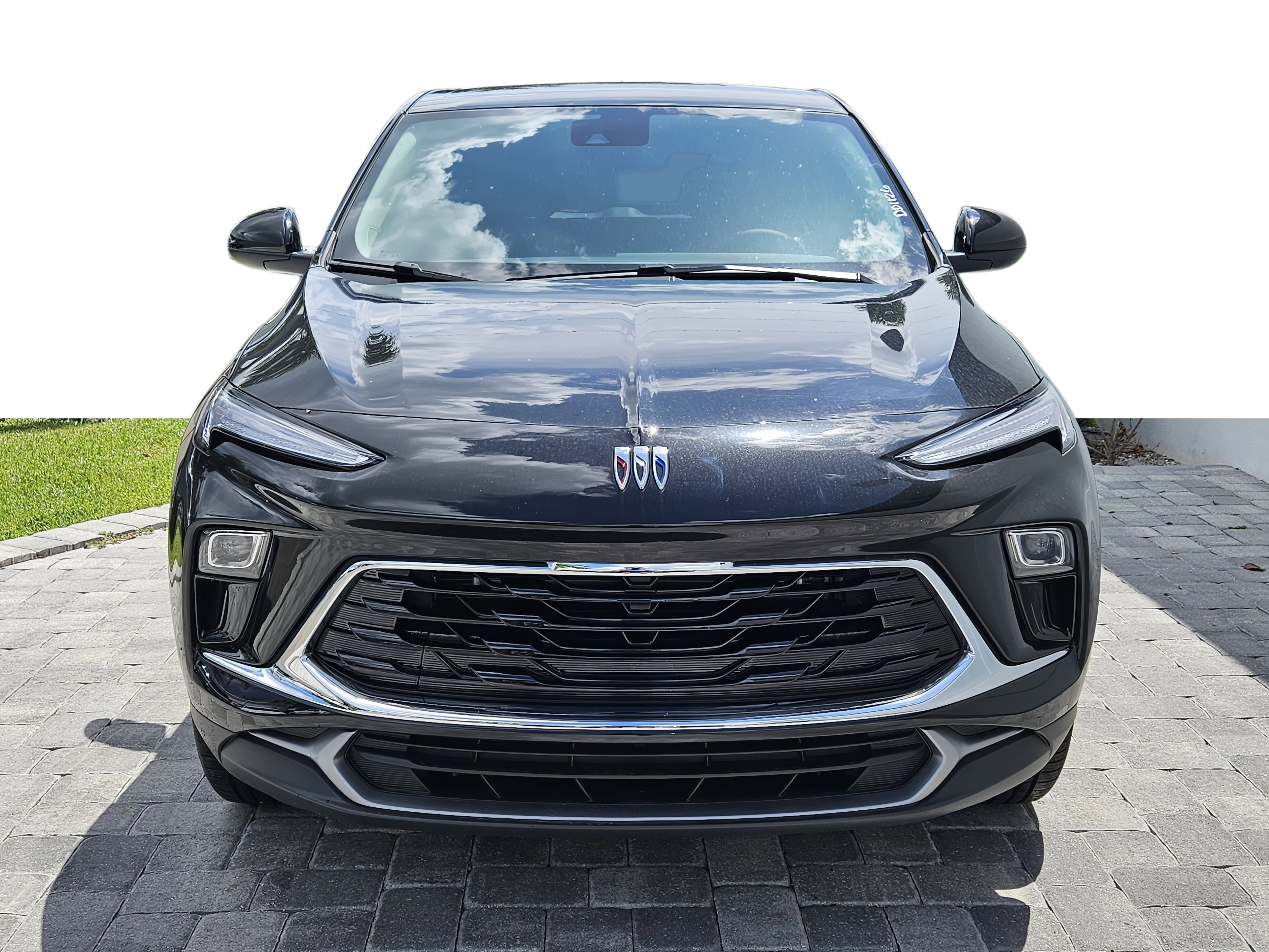 New 2026 Buick Encore GX Preferred w/ Comfort Package image 2