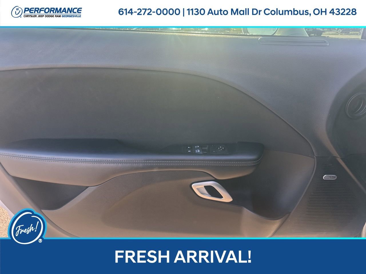 Used 2023 Dodge Challenger SXT image 12