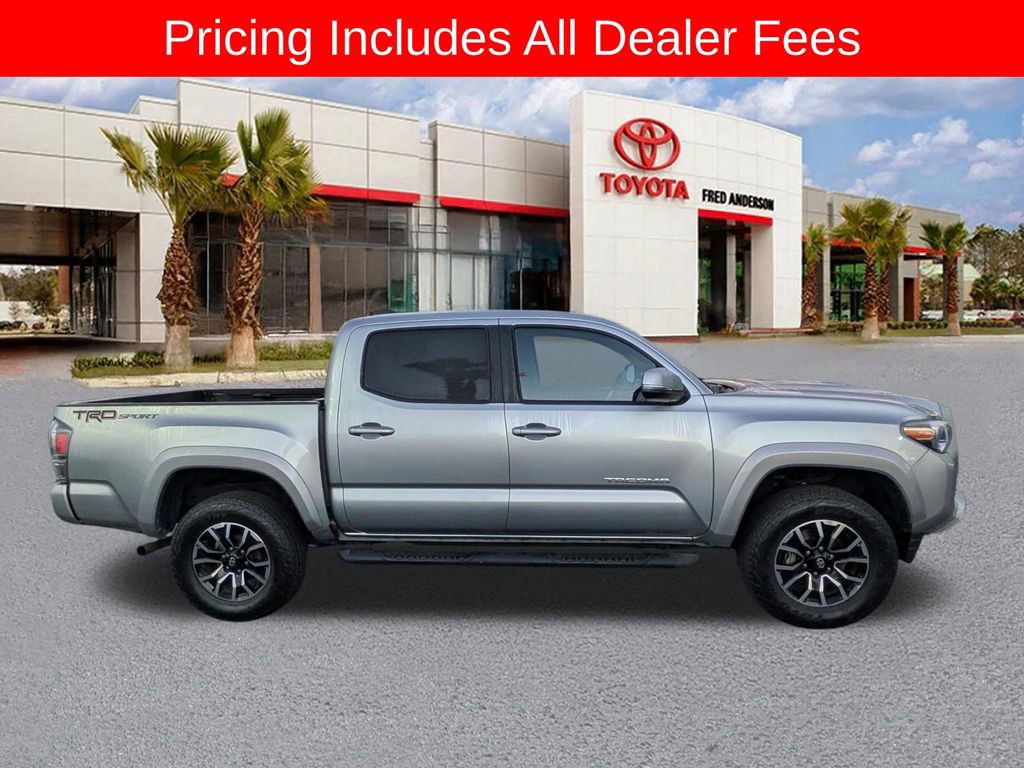 Used 2022 Toyota Tacoma TRD Sport w/ Technology Package RWD image 4