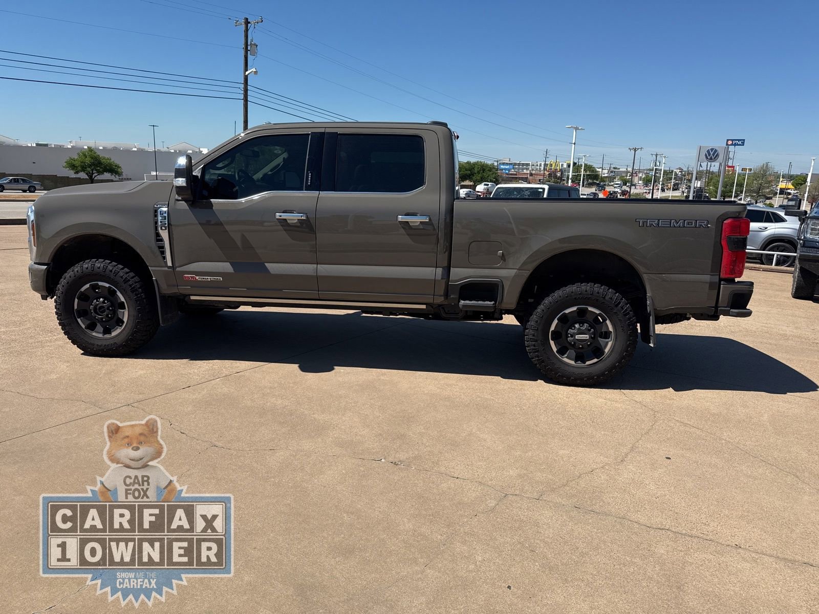 Used 2026 Ford F350 Platinum w/ Platinum Plus Package image 4