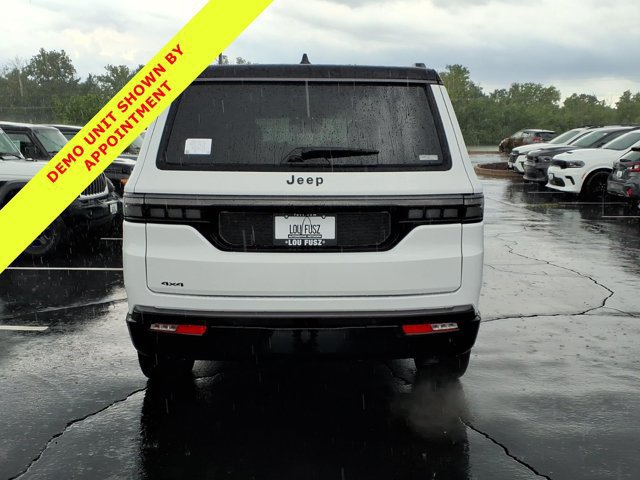New 2026 Jeep Grand Wagoneer Summit w/ Premium Group III AWD/4WD image 20
