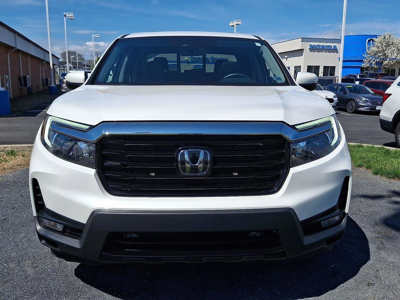 Used 2023 Honda Ridgeline RTL-E image 2