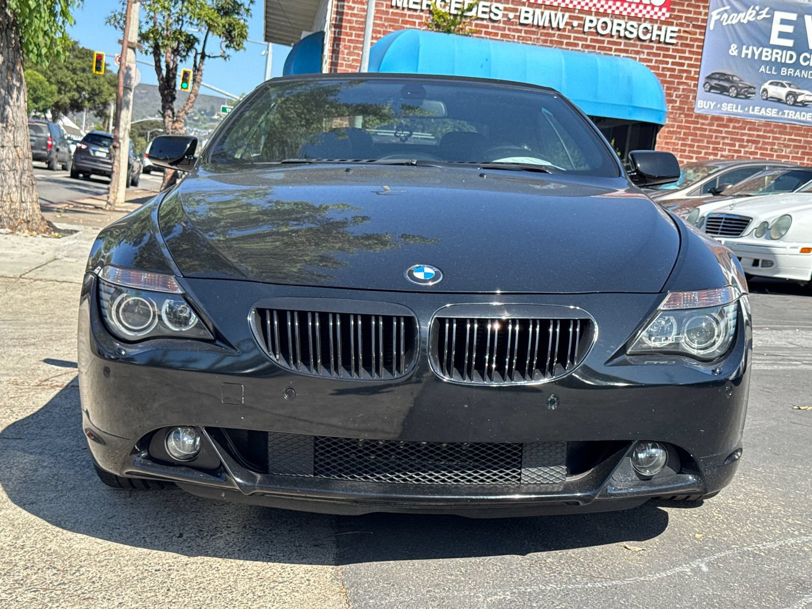 Used 2006 BMW 650i Convertible RWD image 2