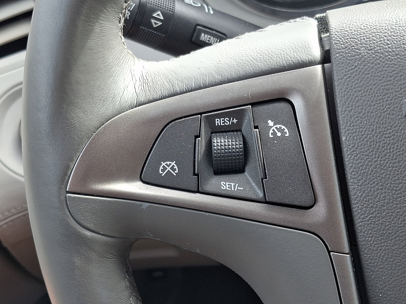 Used 2013 Buick LaCrosse Leather FWD image 20