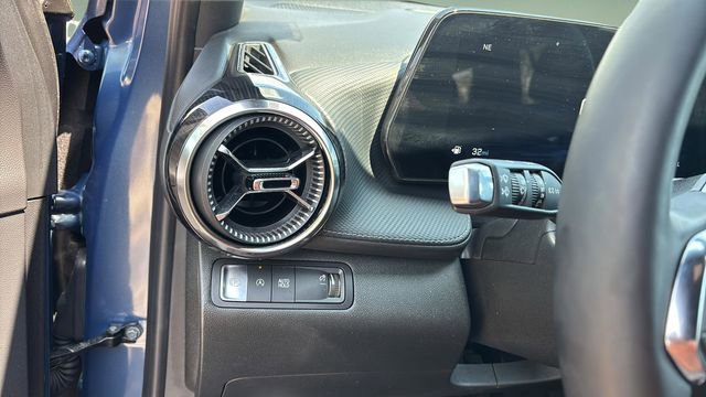 Used 2026 Chevrolet Equinox LT w/ Convenience Package II image 31