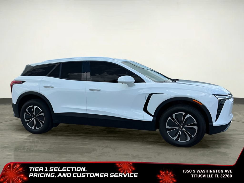 Used 2024 Chevrolet Blazer EV LT AWD/4WD image 11