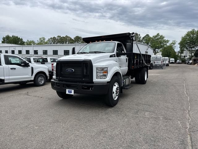 New 2026 Ford F750 2WD Regular Cab Super Duty image 4