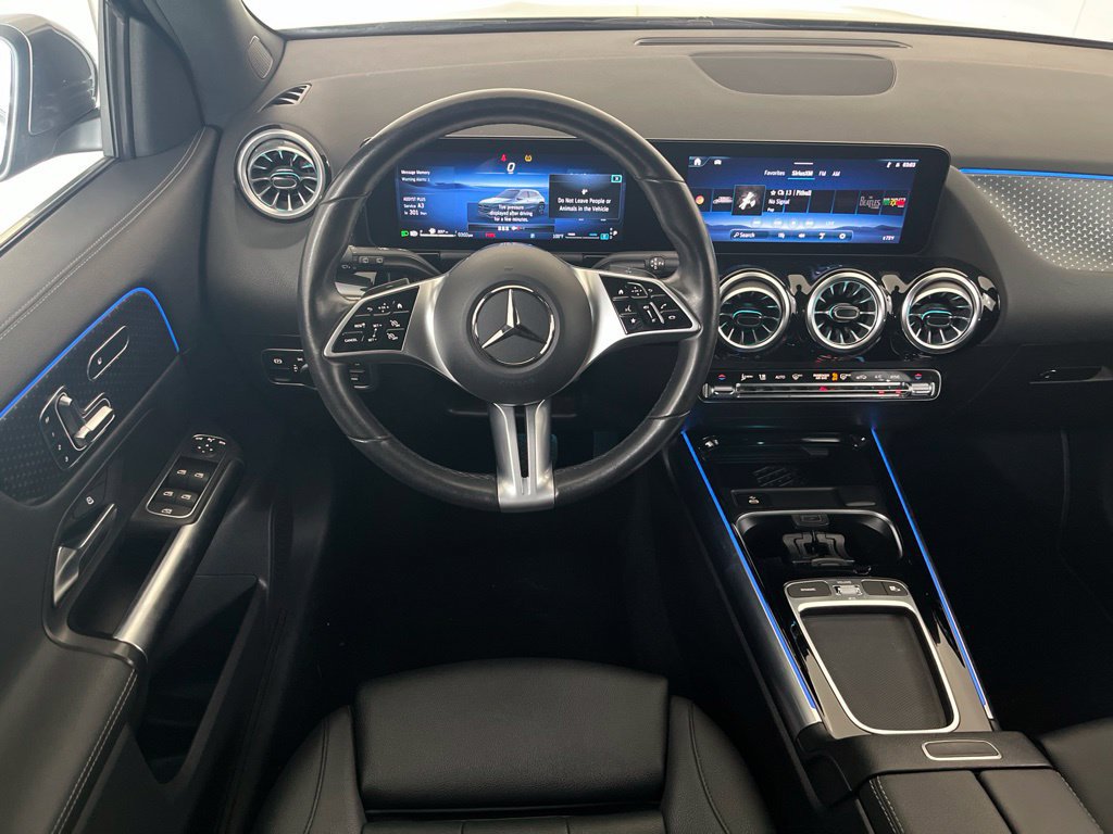 Used 2025 Mercedes-Benz GLA 250 4MATIC image 33