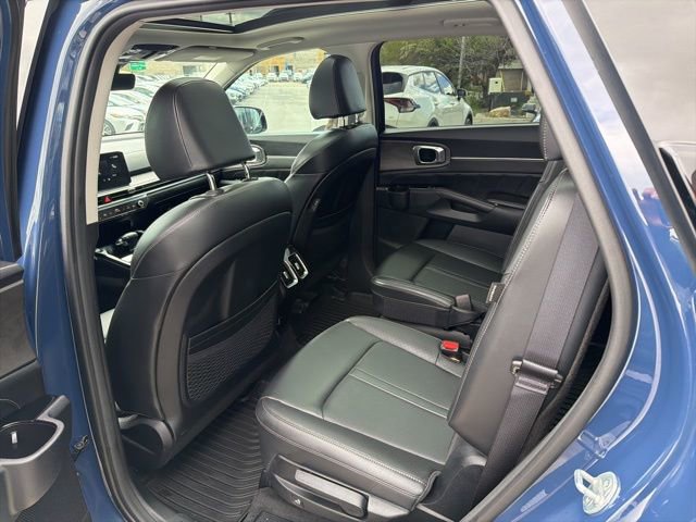 Certified 2024 Kia Sorento SX image 22