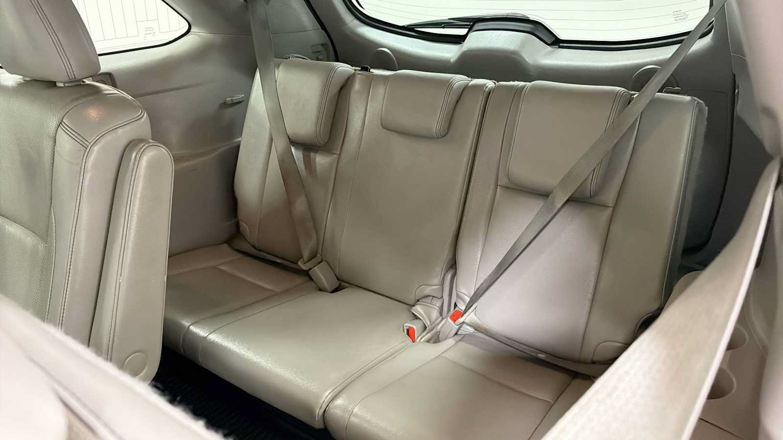 Used 2014 Toyota Highlander Limited FWD image 26