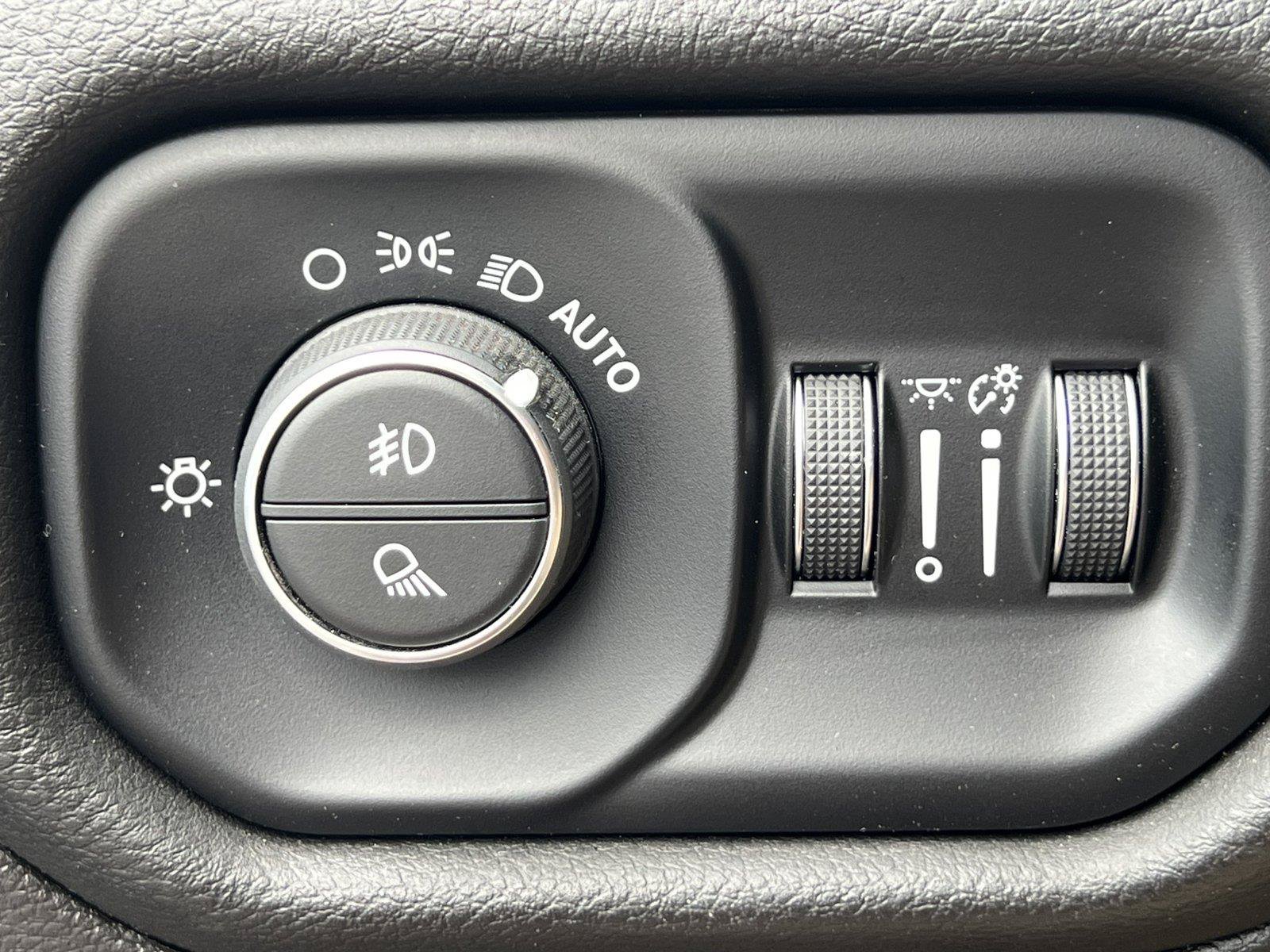 Used 2025 RAM 1500 Rebel w/ Rebel Level 1 Equipment Group AWD/4WD image 19