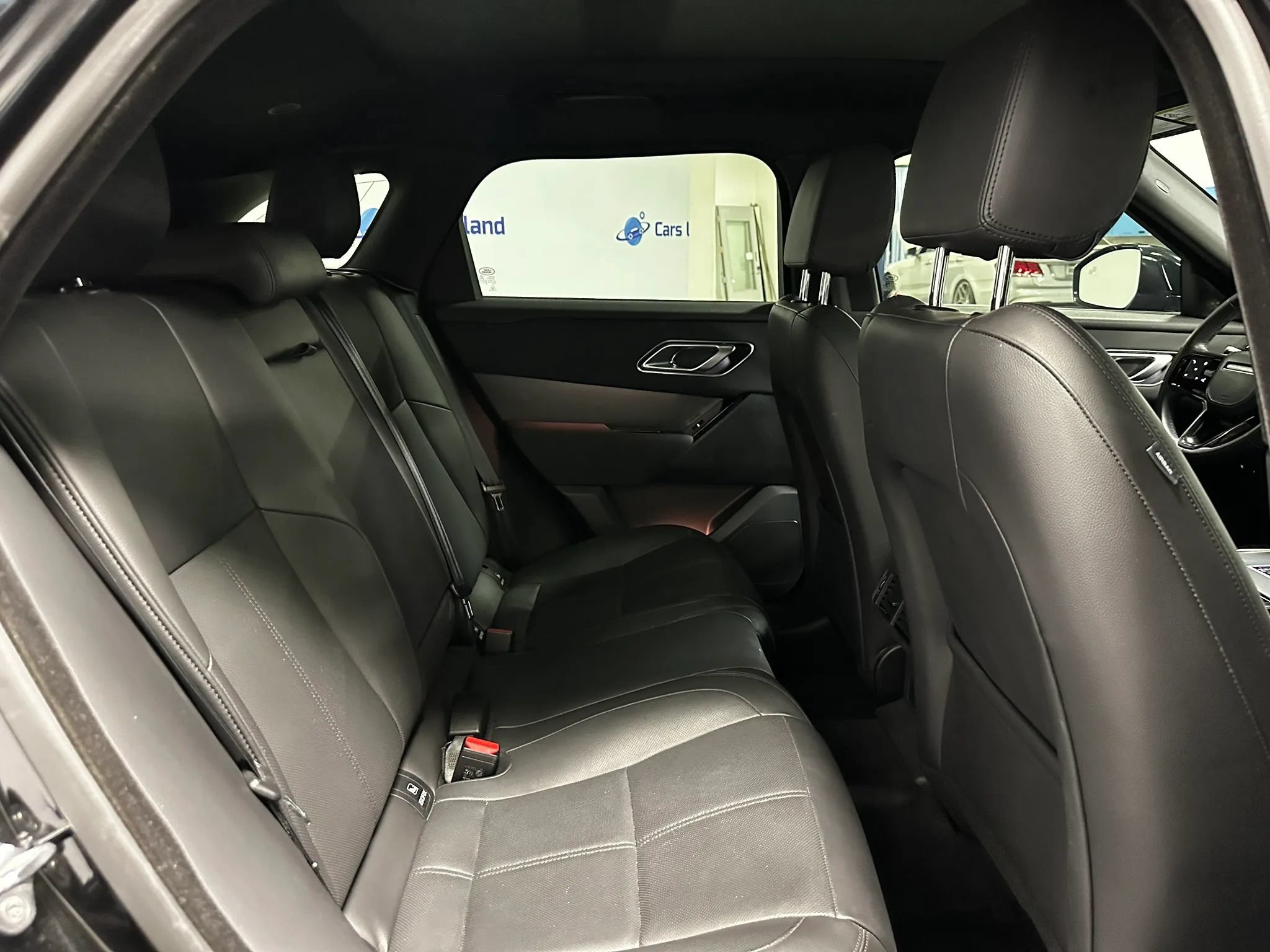 Used 2024 Land Rover Range Rover Velar Dynamic SE AWD/4WD image 20